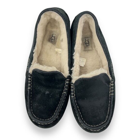 UGG Australia Women Size 8  Black Fur Lined Slipper Moccasin Slip On - Picture 1 of 11